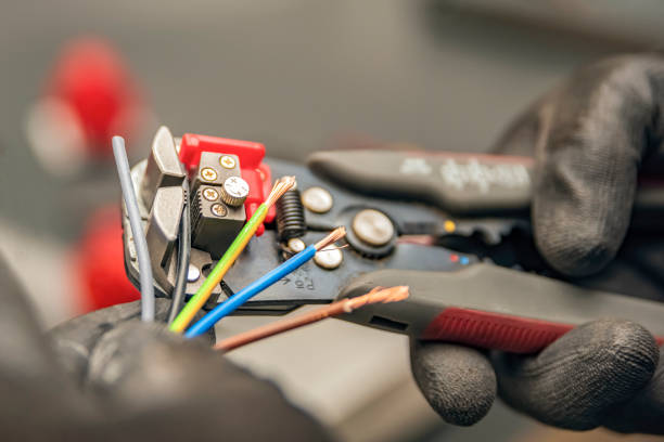 Best Affordable Electrician  in Bellaire, OH