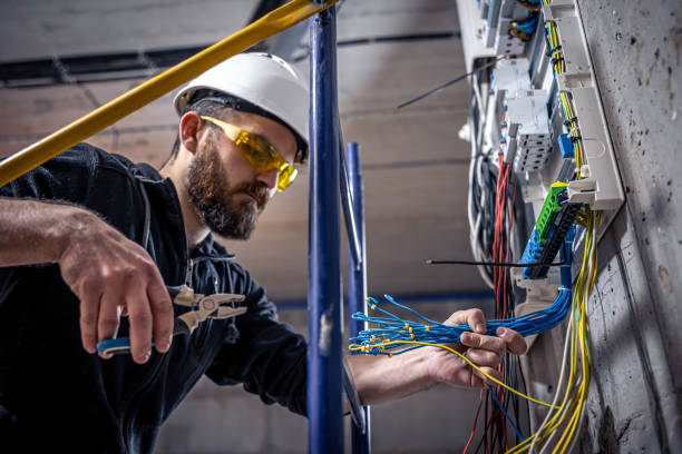 Best Affordable Emergency Electrician  in Bellaire, OH